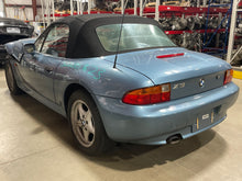 Load image into Gallery viewer, THROTTLE BODY BMW 318I Z3 1994 94 1995 95 96 97 98 99 - NW442794
