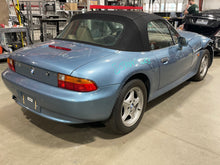 Load image into Gallery viewer, THROTTLE BODY BMW 318I Z3 1994 94 1995 95 96 97 98 99 - NW442794
