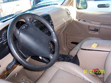 Load image into Gallery viewer, HEADLIGHT LAMP ASSEMBLY Explorer Explorer Mountaineer 95-01 Left - MM488413
