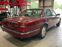 Load image into Gallery viewer, ALTERNATOR Jaguar XJ6 XJS 1993 93 1994 94 1995 95 96 - NW446362
