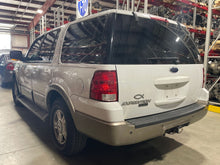 Load image into Gallery viewer, FRONT CV AXLE SHAFT Expedition F150 Pickup LT Navigator 03-08 - NW449667
