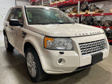 Load image into Gallery viewer, RADIATOR FAN ASSEMBLY Land Rover LR2 2008 08 2009 09 2010 10 2011 11 - NW451158
