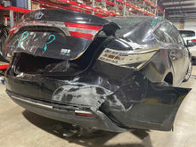 Load image into Gallery viewer, Rear Door Glass Toyota Avalon 2015 - NW458618
