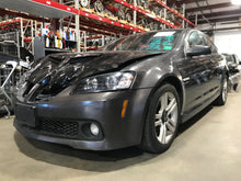 Load image into Gallery viewer, SIDE VIEW MIRROR G8 Caprice 2008 08 2009 09 2010 10 11 12 Right - NW459694
