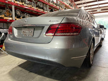 Load image into Gallery viewer, REAR AXLE SHAFT E250D E300 E350 E400 E550 E63 GLK350 10-15 - NW460259
