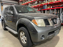 Load image into Gallery viewer, AIR CLEANER BOX Nissan Pathfinder Xterra 05 06 07 08 09 10 11 - NW461930
