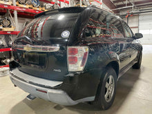 Load image into Gallery viewer, AC A/C AIR CONDITIONING COMPRESSOR Chevrolet Equinox 2005 05 - NW464713
