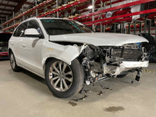 Load image into Gallery viewer, Fuse Box  AUDI Q5 2014 - NW467631

