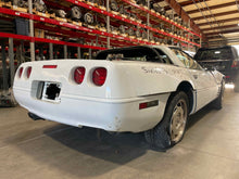 Load image into Gallery viewer, Wheel Rim Chevrolet Corvette 1993 - NW469663
