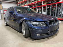 Load image into Gallery viewer, TRANSFER CASE BMW 530xi 528xi 328xi 332xi 2006 06 2007 07 2008 08 09 2010 10 - NW471763
