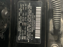 Load image into Gallery viewer, Fuse Box Hyundai Genesis 2013 - NW471987
