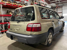 Load image into Gallery viewer, Transmission Subaru Forester 2002 - NW501166
