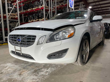 Load image into Gallery viewer, HEADLIGHT LAMP ASSEMBLY S60 XC60 2011 11 2012 12 2013 13 Right - NW485328
