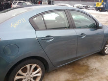 Load image into Gallery viewer, RADIATOR FAN ASSEMBLY Mazda 3 2010 10 2011 11 2012 12 2013 13 - CTL222133
