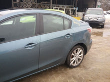 Load image into Gallery viewer, RADIATOR FAN ASSEMBLY Mazda 3 2010 10 2011 11 2012 12 2013 13 - CTL222133
