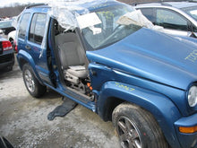 Load image into Gallery viewer, TRANSMISSION Jeep Liberty 2003 03 2WD - MM506491
