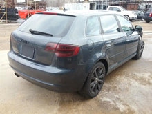 Load image into Gallery viewer, CARRIER ASSEMBLY A3 RS3 TT Golf Golf GTI 09 10 11 12 13 14 15 - CTL250573
