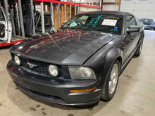 Load image into Gallery viewer, TRANSMISSION Ford Mustang 05 06 07 08 09 10 - NW486774
