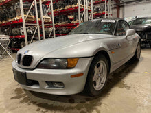 Load image into Gallery viewer, STEERING RACK BMW Z3 1996 96 1997 97 1998 98 99 00 01 02 - NW487405
