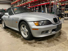 Load image into Gallery viewer, STEERING RACK BMW Z3 1996 96 1997 97 1998 98 99 00 01 02 - NW487405
