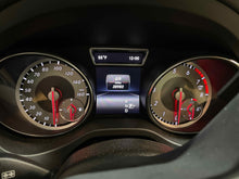Load image into Gallery viewer, Front Door Glass  MERCEDES GLA-CLASS 2015 - NW487819
