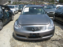Load image into Gallery viewer, RADIO Infiniti EX35 FX35 FX50 G35 G37 2008 08 2009 09  AM FM CD - MM515991
