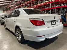 Load image into Gallery viewer, Body Control Computer BMW 530i 525i 550i 2004 04 2005 05 2006 06 2007 07 - NW497720
