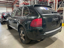 Load image into Gallery viewer, AC COMPRESSOR Cayenne 2003 03 2004 04 2005 05 2006 06 - NW498228
