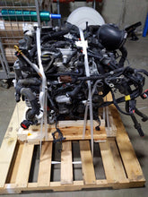 Load image into Gallery viewer, Axle Shaft  DISCOVERY SPORT 2018 - NW500315
