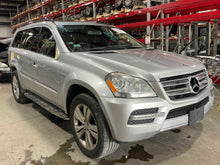 Load image into Gallery viewer, AIR RIDE COMPRESSOR Gl320 Gl350 Gl450 Gl550 ML320 ML350 ML450 06-12 - NW501772
