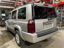 Load image into Gallery viewer, TRANSFER CASE Jeep Commander Grand Cherokee 05 06 07 08 09 10 - NW504003
