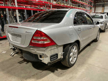 Load image into Gallery viewer, CARRIER ASSEMBLY C240 C230 2003 03 2004 04 05 Rear - NW504187
