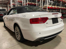 Load image into Gallery viewer, WINDSHIELD WIPER MOTOR Audi A5 RS5 S5 10 11 12 13 14 15 16 17 - NW505467

