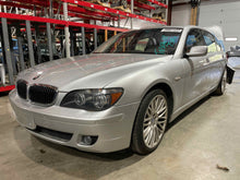 Load image into Gallery viewer, IGNITION SWITCH  BMW 760i 750i 745i 2003 03 2004 04 05 06 07 08 - NW507090
