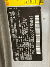 Load image into Gallery viewer, Radio BMW 750i 760i Alpina 2006 06 2007 07 2008 08 AM FM CD - NW507235
