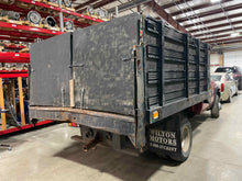 Load image into Gallery viewer, [INVENTORYCAR_YEAR_MAKE_MODEL] TRANSFER CASE - NW507924

