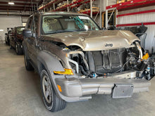 Load image into Gallery viewer, TRANSMISSION Jeep Liberty 2005 05 2006 06 4X4 - NW509268

