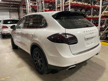 Load image into Gallery viewer, INFO-GPS SCREEN Porsche Cayenne 11 12 13 14 15 16 - NW509819
