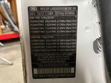 Load image into Gallery viewer, AIR CLEANER BOX LR4 Range Rover Sport 10 11 12 13 Left - NW509426
