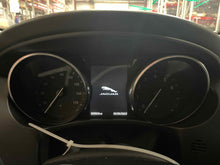 Load image into Gallery viewer, Front Door Glass Jaguar XE 2017 - NW512888
