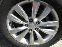 Load image into Gallery viewer, REAR TEMPERATURE CONTROLS Kia Sorento 2011 11 - MM525889
