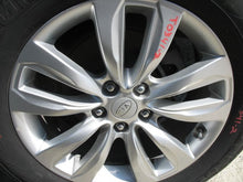 Load image into Gallery viewer, REAR TEMPERATURE CONTROLS Kia Sorento 2011 11 - MM525889
