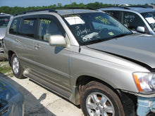 Load image into Gallery viewer, GRILLE Toyota Highlander 2001 01 2002 02 2003 03 - MM529576
