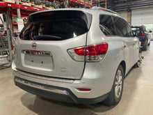 Load image into Gallery viewer, REAR DRIVE SHAFT QX60 Pathfinder 13 14 15 16 17 - NW514585
