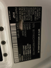 Load image into Gallery viewer, Radiator Fan Assembly  MERCEDES SPRINTER 2500 2021 - NW514836
