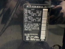 Load image into Gallery viewer, STARTER MOTOR FX Series FX35 FX50 M56 Q70 QX56 QX70 QX80 09-17 - NW518511
