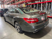 Load image into Gallery viewer, [INVENTORYCAR_YEAR_MAKE_MODEL] AC A/C AIR CONDITIONING COMPRESSOR - NW522117
