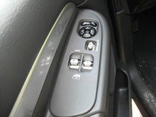 Load image into Gallery viewer, AC A/C AIR CONDITIONING COMPRESSOR 1500 Pickup Viper 03-10 - MM531367
