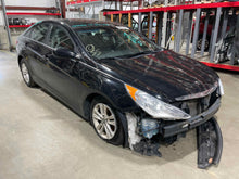 Load image into Gallery viewer, OUTER TAIL LIGHT LAMP Hyundai Sonata 11 12 13 14 Left - NW523050
