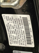 Load image into Gallery viewer, Rear Quarter Glass Honda Civic 2015 - NW525482
